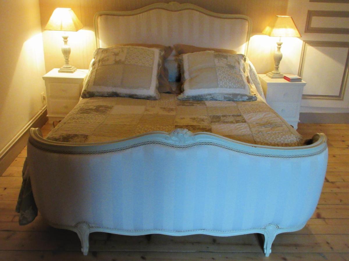 Le Manoir Sur La Roche, 74, Impasse Du Manoir, 71520 Navour Sur Grosne D121 Bed and Breakfast Clermain Exteriör bild