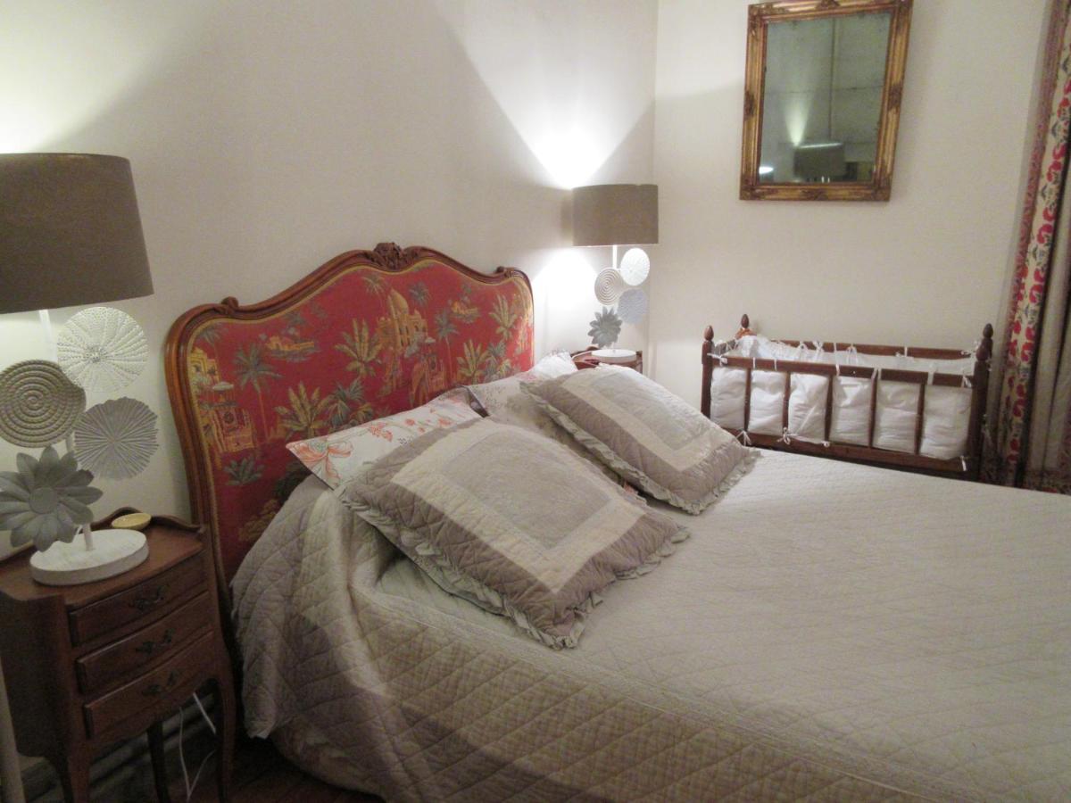 Le Manoir Sur La Roche, 74, Impasse Du Manoir, 71520 Navour Sur Grosne D121 Bed and Breakfast Clermain Exteriör bild
